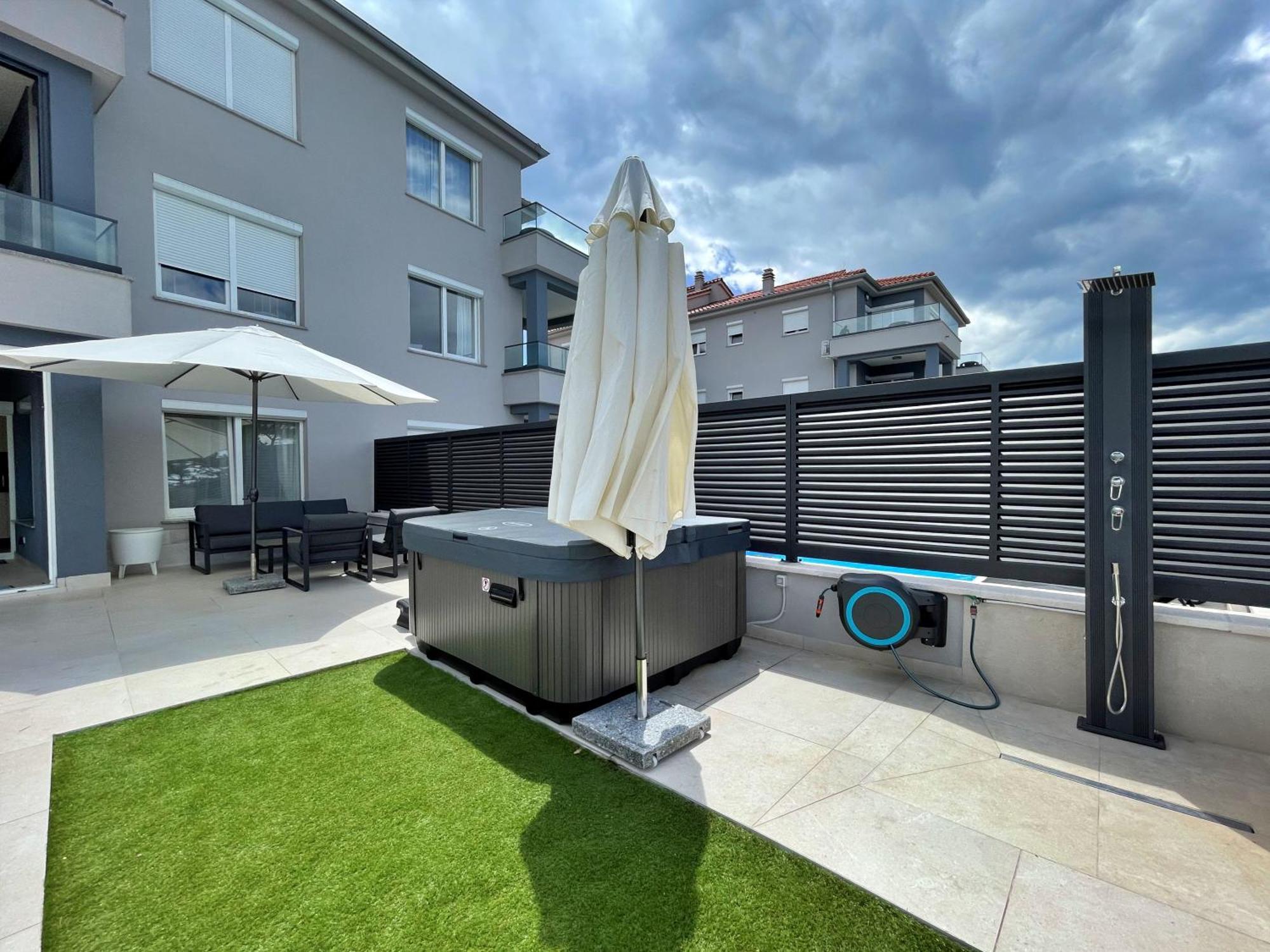 Villas Punta Silo - Luxury Apartments With Pool Экстерьер фото
